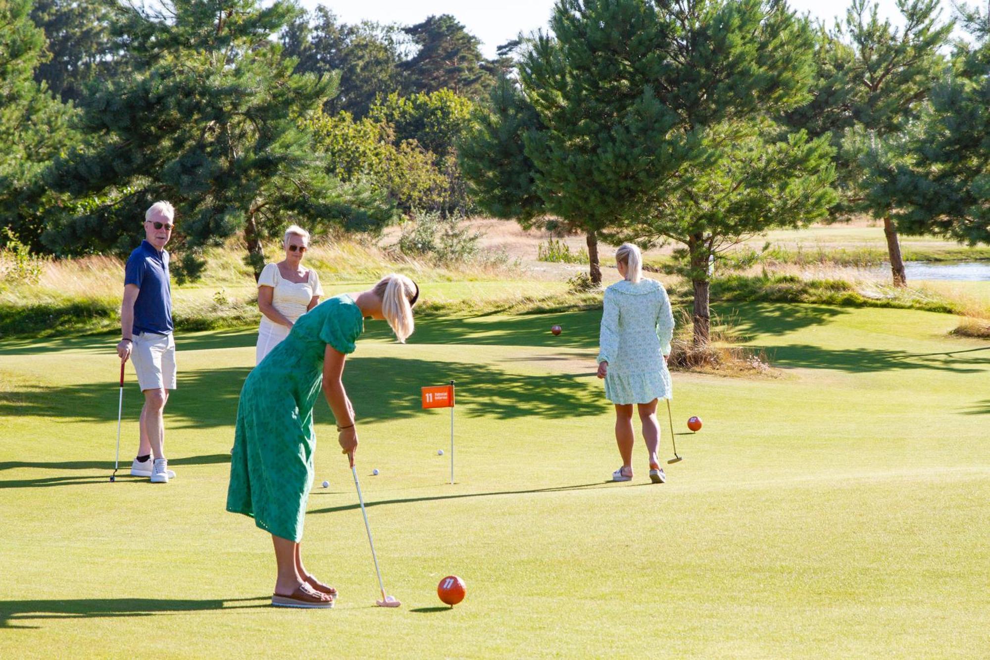 Halmstad Golfarena Stugor Экстерьер фото