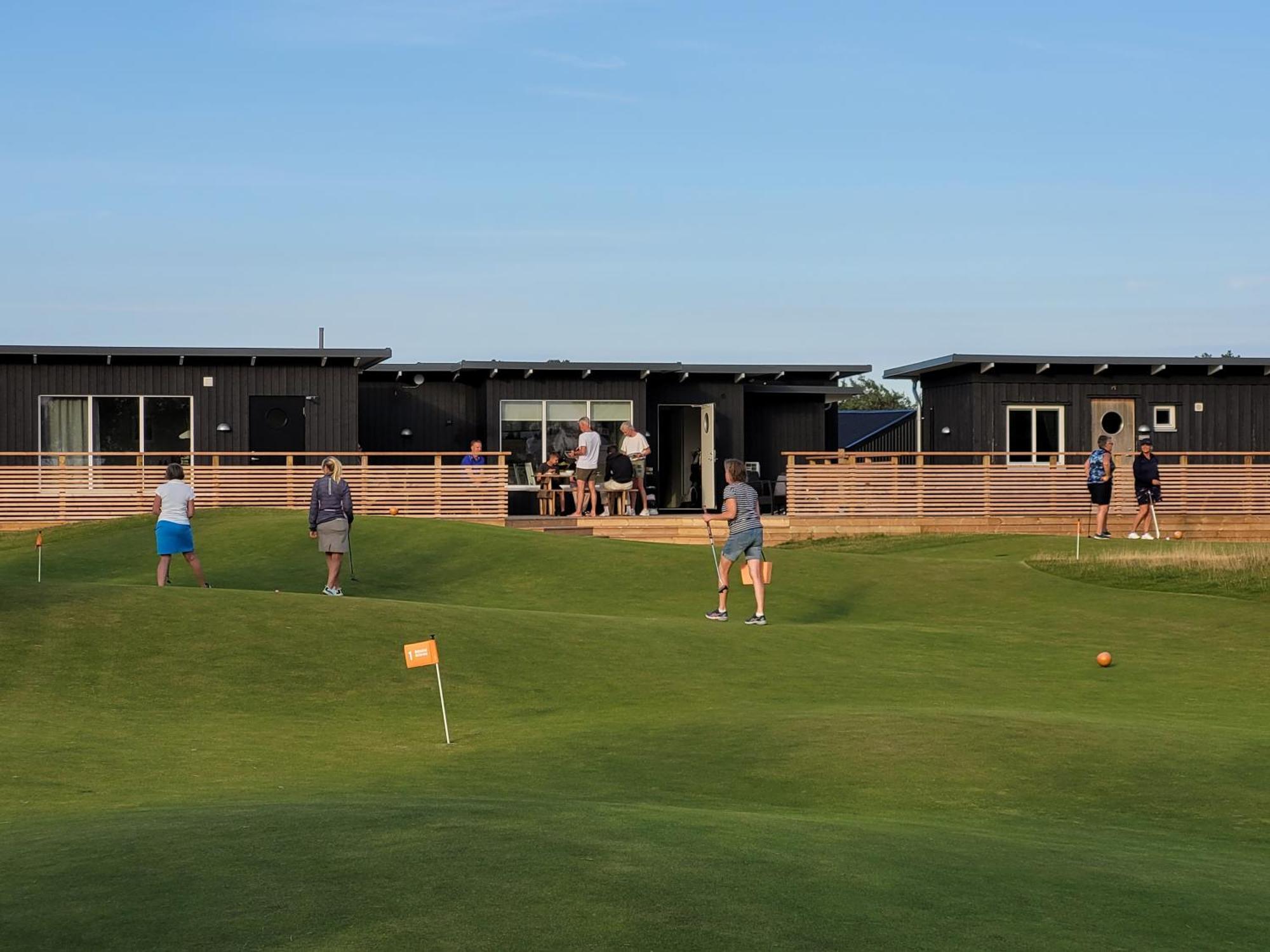 Halmstad Golfarena Stugor Экстерьер фото